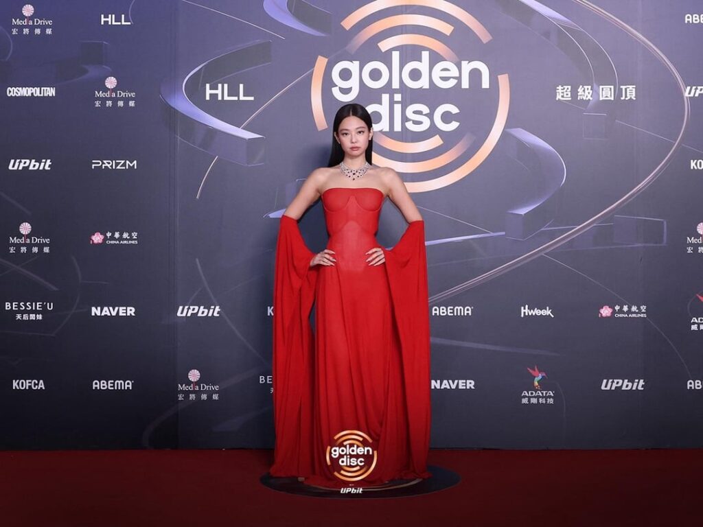 260110 جيني @ حدث السجادة الحمراء لجوائز القرص الذهبي الأربعين