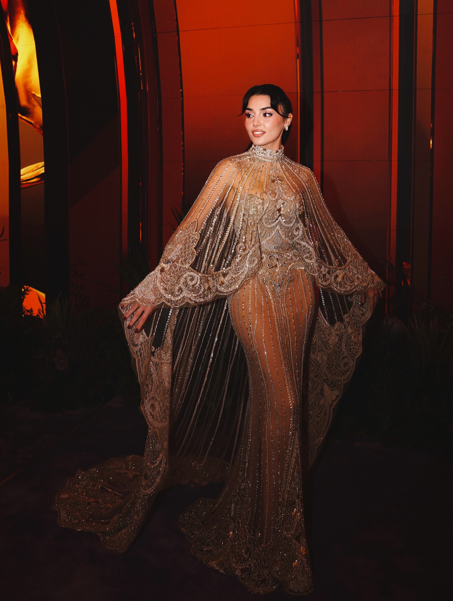 هاندا إرتشيل بتصميم إيلي صعب ( تصوير راني فوّاز)