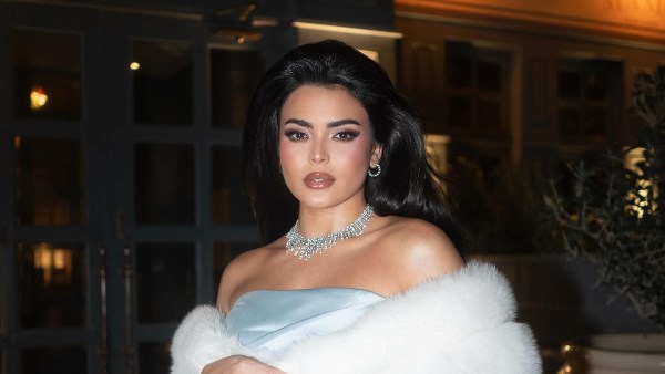 أسماء جلال تثير الجدل بفستان يقترب من 200 ألف جنيه أسماء جلال تثير الجدل بفستان يقترب من 200 ألف جنيه