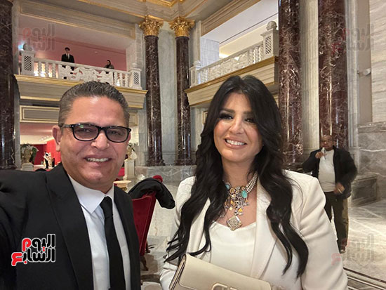 الكاتب الصحفى عبدد الفتاح عبد المنعم والإعلامية منى الشاذلى الكاتب الصحفى عبدد الفتاح عبد المنعم والإعلامية منى الشاذلى