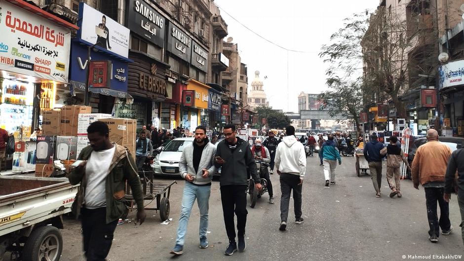 مصر.. إلغاء الإعفاء الجمركي على الهاتف يُشعل الغضب مصر.. إلغاء الإعفاء الجمركي على الهاتف يُشعل الغضب