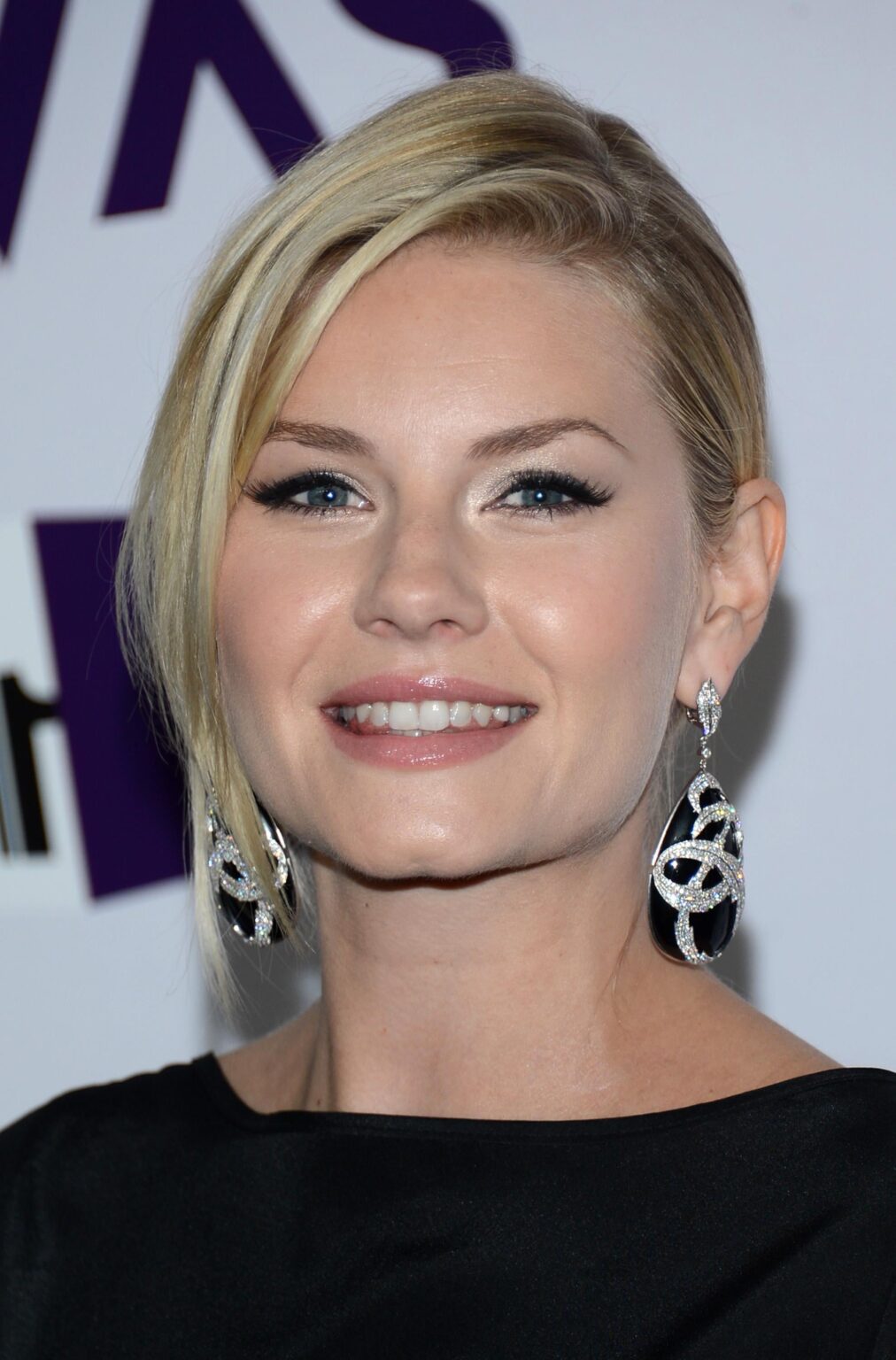 Elisha Cuthbert