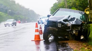 أرقامٌ صادمة: حوادث السير ترتفع.. وسط مخاطر متزايدة