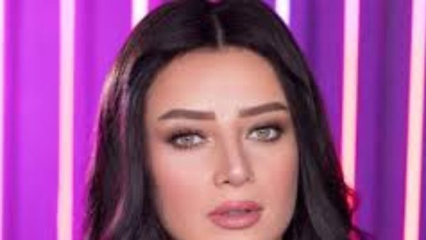 رضوى الشربيني تكشف تفاصيل وفاة مصممة الأزياء ريهام عاصم