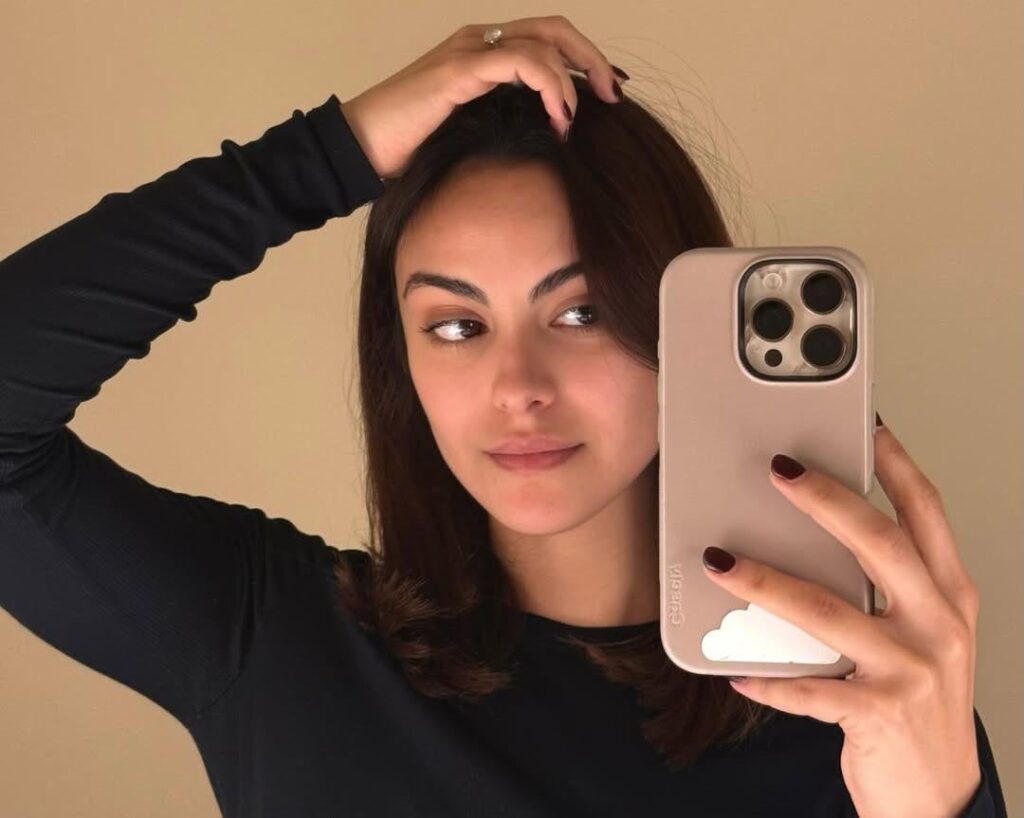 Camila Mendes