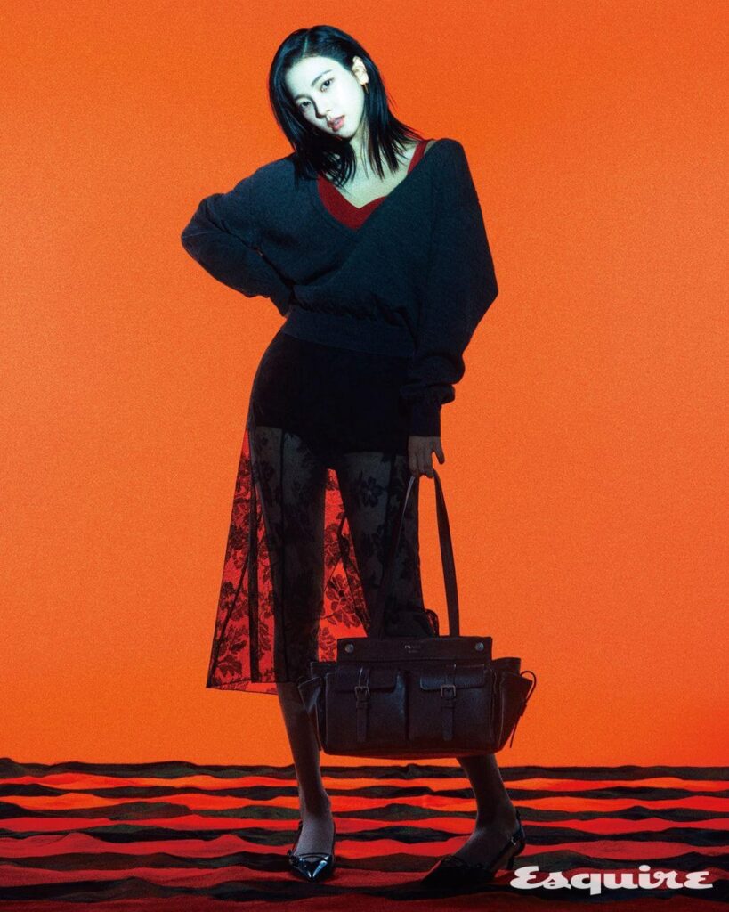 aespa Karina - Esquire Korea (إصدار فبراير 2026 المصور)