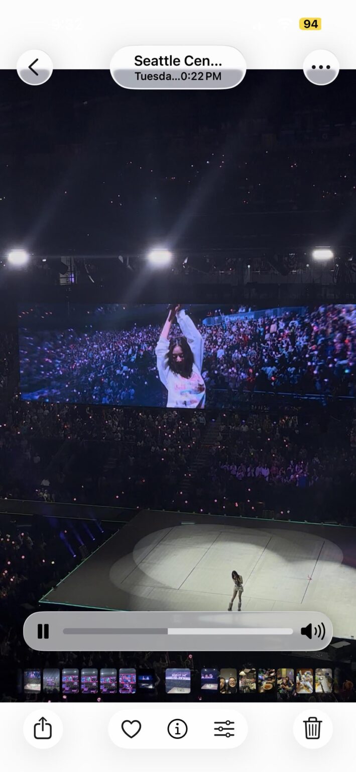 لماذا يحتاج المشجعون إلى الشعور بالتميز...