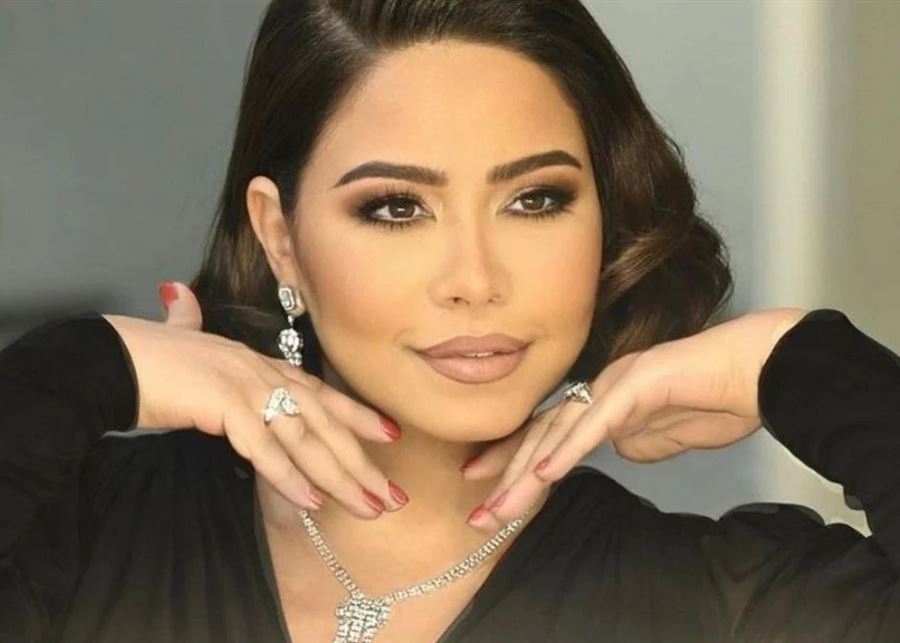 فيديو لشيرين تبكي داخل المستشفى يثير الجدل.. إليكم حقيقته image