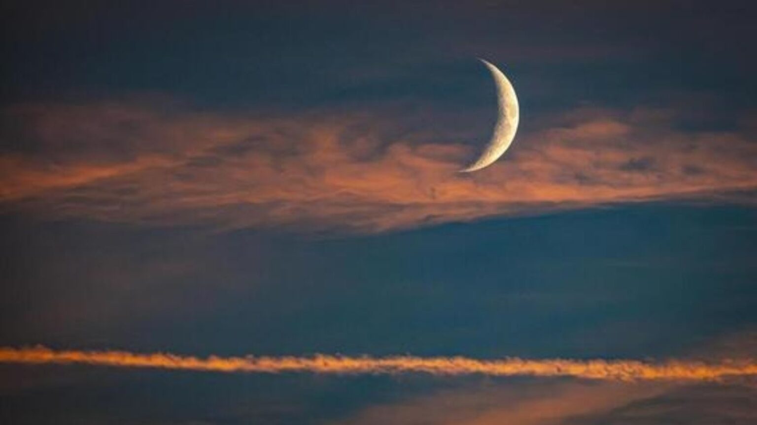 خبيرة الأبراج سارة الدنف: قمر جديد في برج الجدي ومفاجآت قريبة