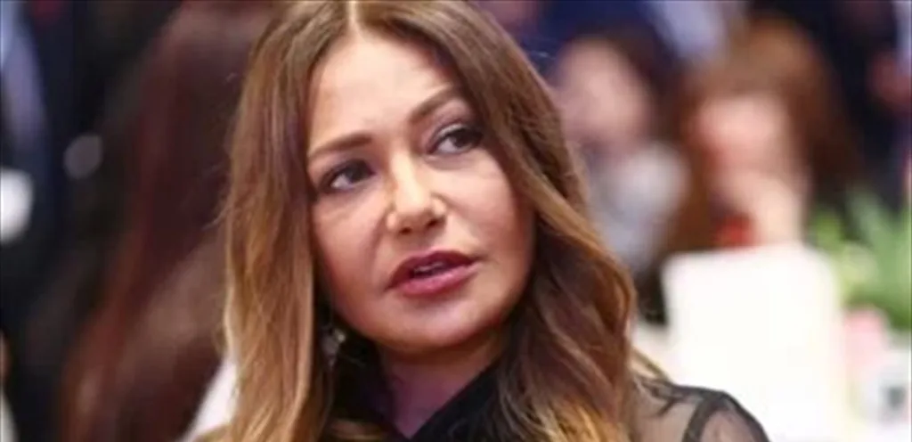 ليلى علوي تشارك جمهورها لحظات خاصة من احتفالها بعيد نجلها