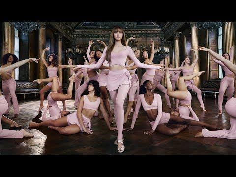 LISA (BLACKPINK) - مجموعة LISA x NikeSKIMS Spring '26 (Nike CF)