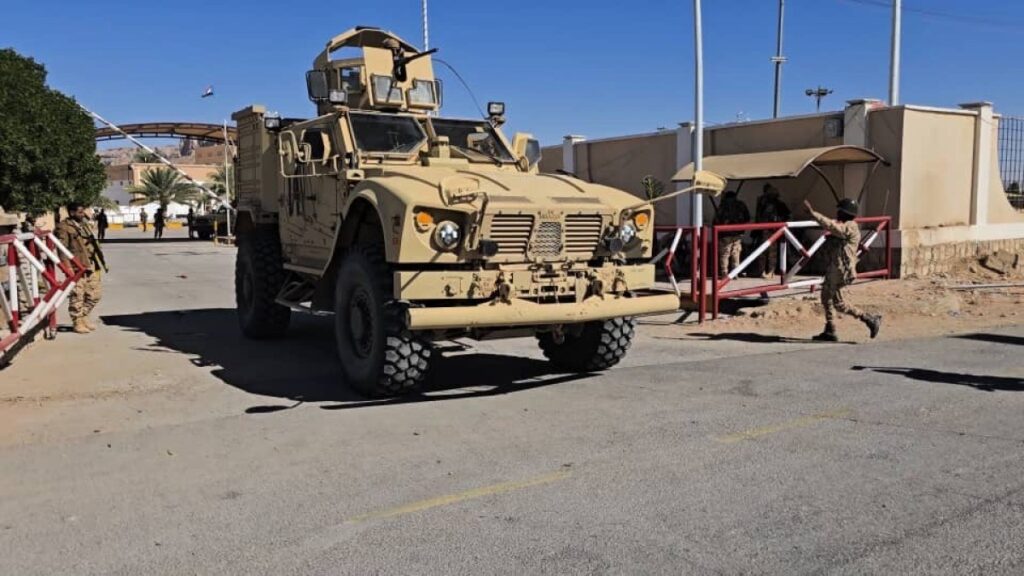 “درع الوطن” تتسلم جميع المعسكرات بالمهرة والزبيدي يتوجه للرياض | أخبار "درع الوطن" تتسلم جميع المعسكرات بالمهرة والزبيدي يتوجه للرياض | أخبار