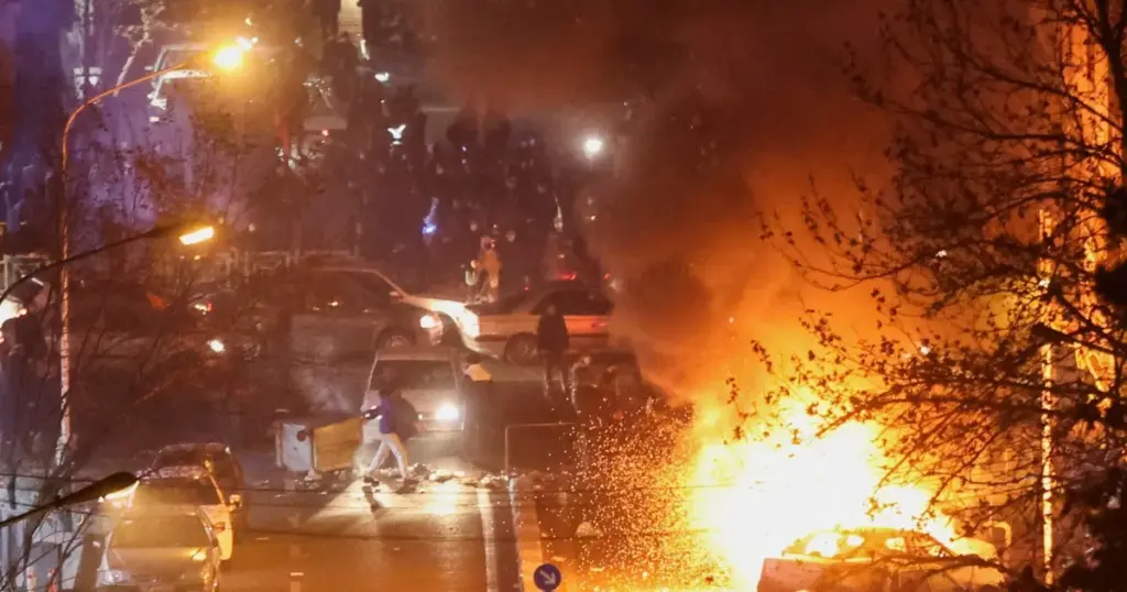 عقوبات أمريكية تستهدف وزير داخلية إيران وقادة بالحرس الثوري