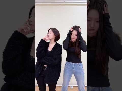 H1-KEY Hwiseo مع PURPLE KISS Yuki - ليس مثل الفيلم (تحدي الرقص) (260118)