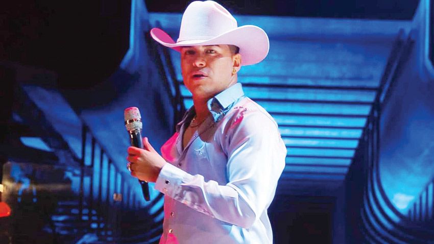 أخبار الخليج | مصرع المغني الكولومبي الشهير ييسون خيمينيز في حادث طائرة