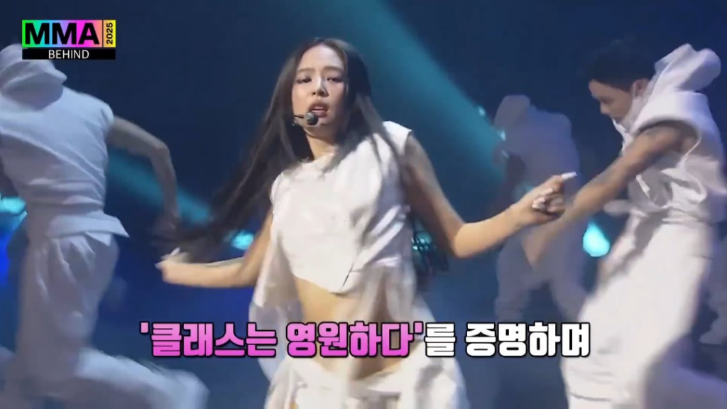 260112 جيني - 2025 فنون القتال المختلطة خلف الكواليس