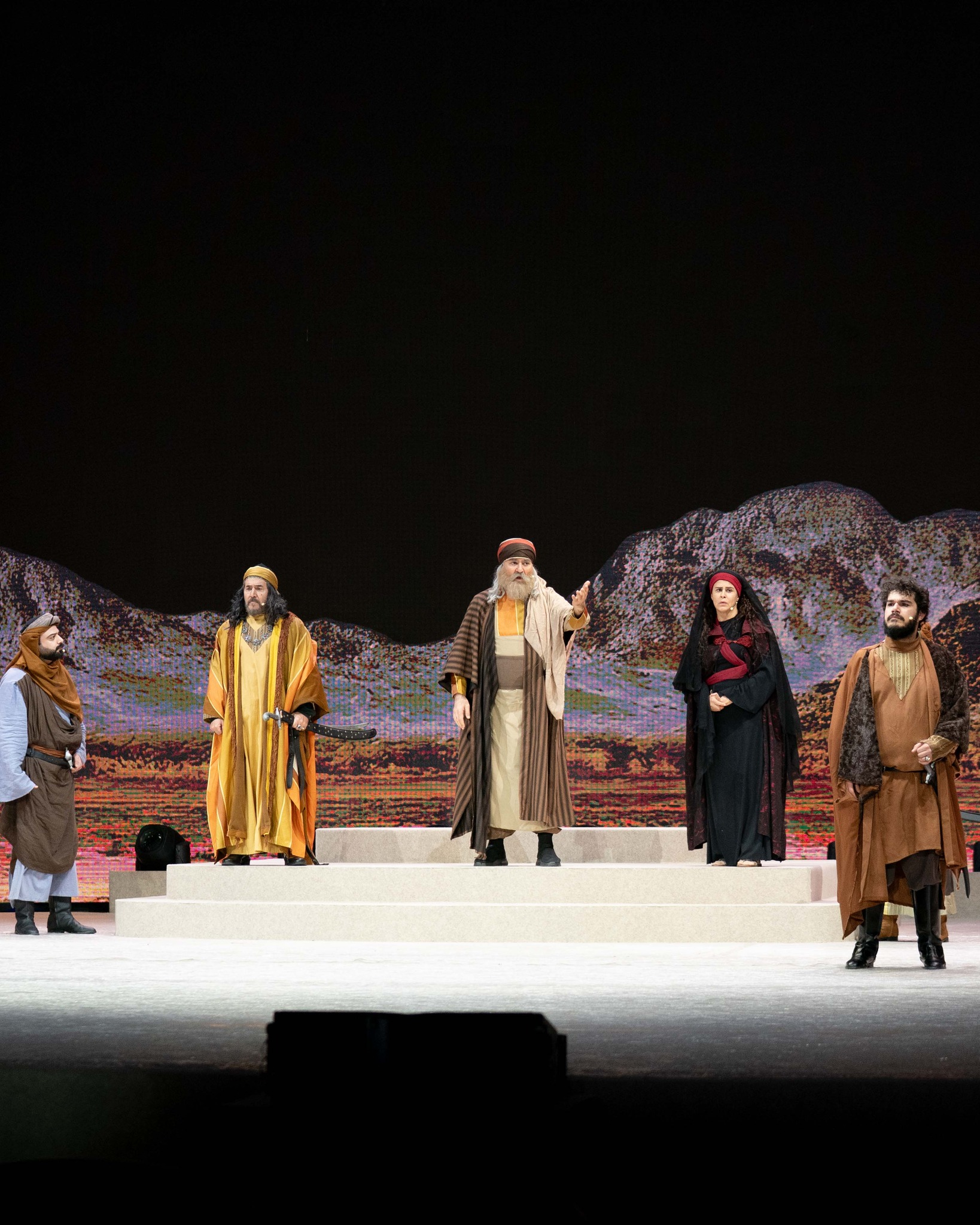 أبطال مسرحية الزير سالم (الحساب الرسمي لمسرح المجاز في الشارقة)