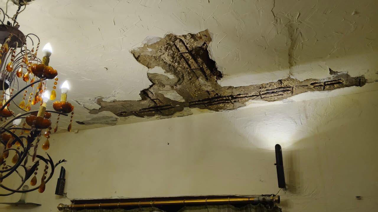 السقف بعد انهياره. (النهار)