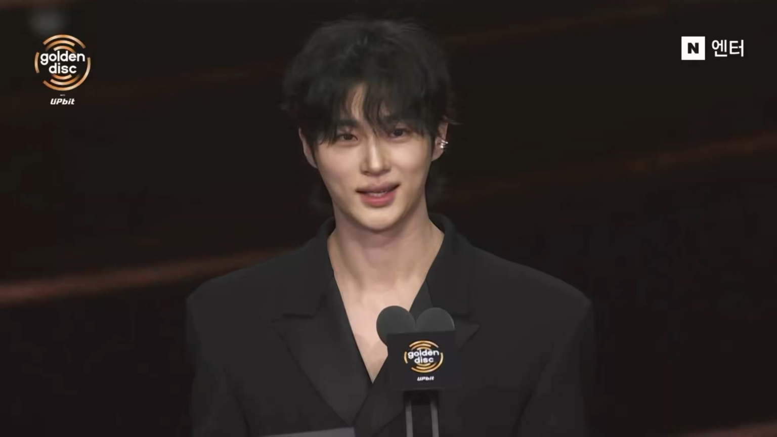 260110 جيني تفوز بجائزة "فنانة العام (ديسانغ)" في حفل توزيع جوائز القرص الذهبي الأربعين!