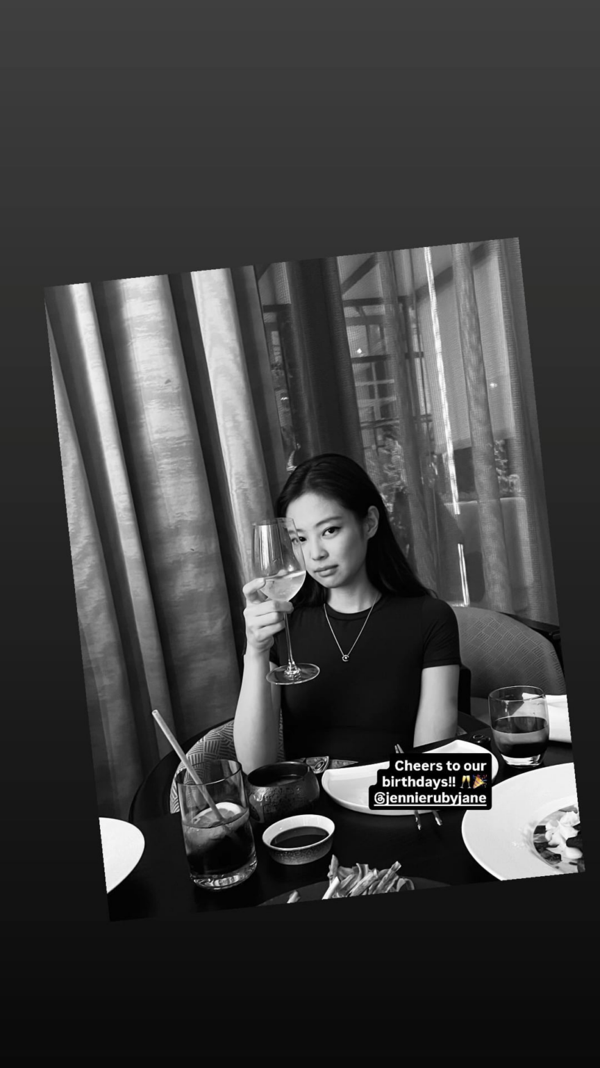 260116 تحديث قصة annawintourrr على IG مع جيني