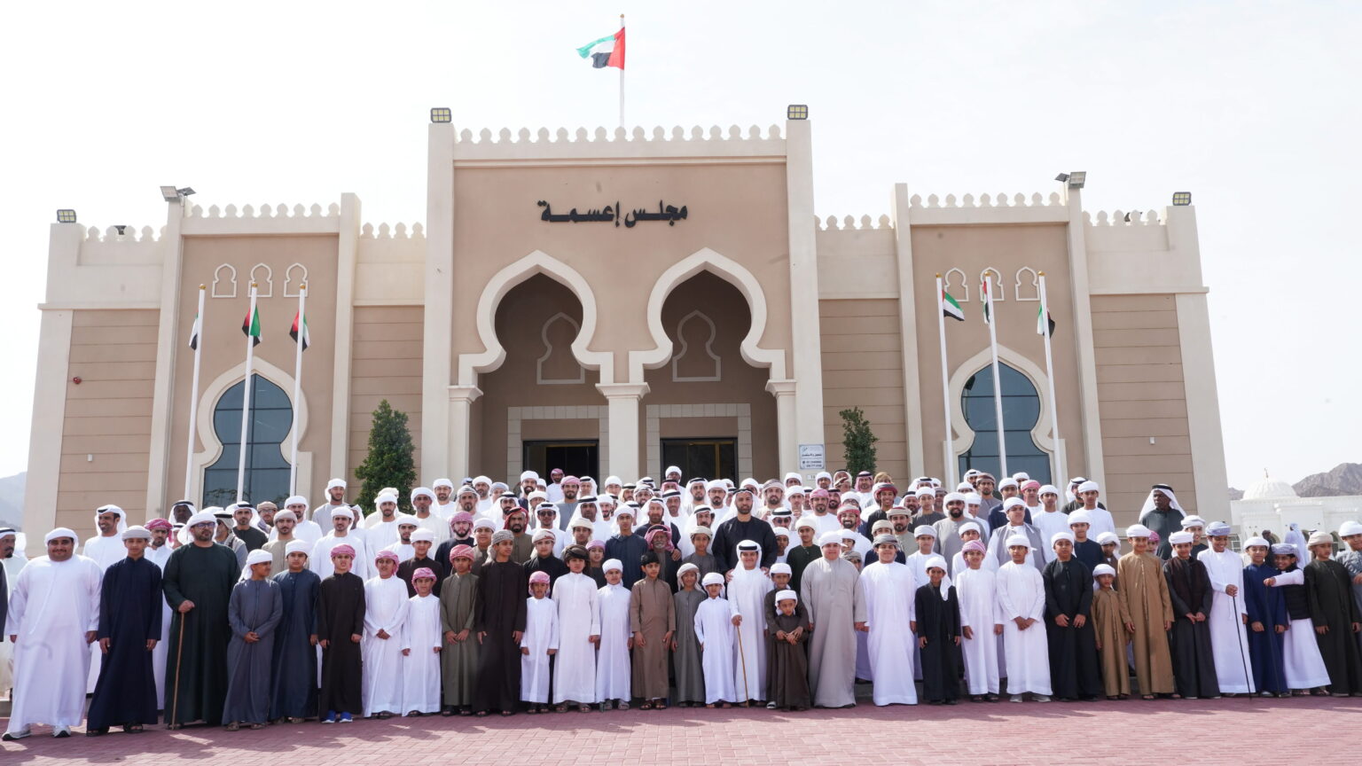 محمد بن سعود يفتتح مجلس منطقة إعسمة في رأس الخيمة