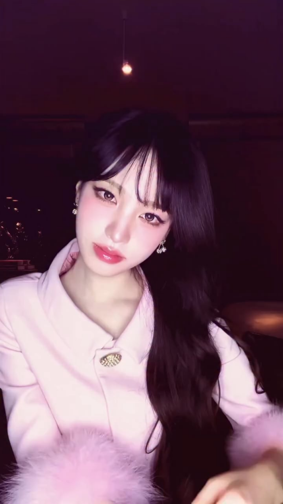 260131 تحديث IVE الرسمي على التيك توك مع ليز (3) - حسنًا😉⊹⁺₊