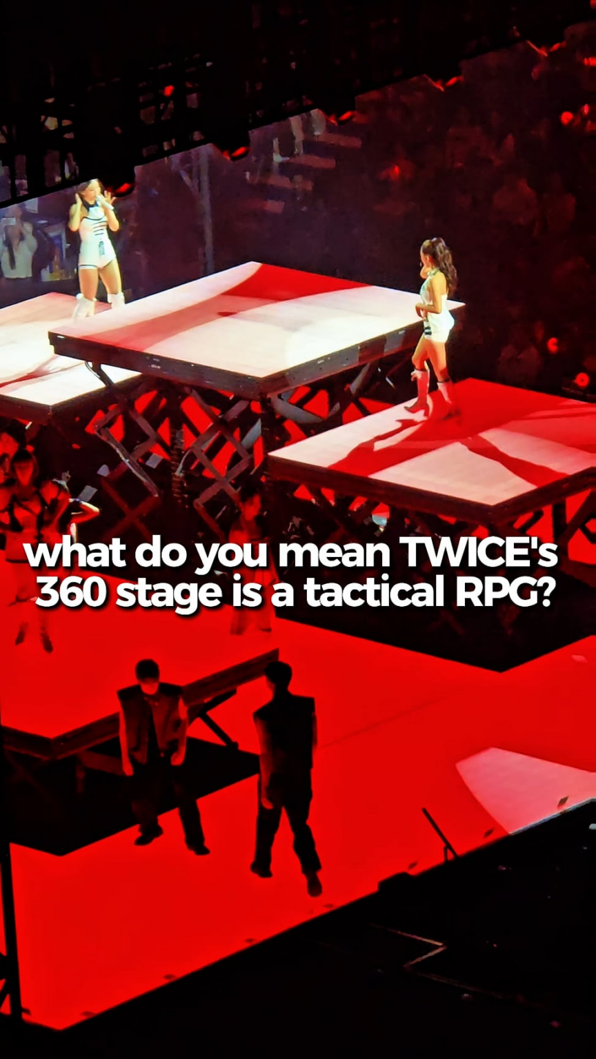 مرحلة TWICE 360 هي في الأساس لعبة تقمص أدوار تكتيكية.
