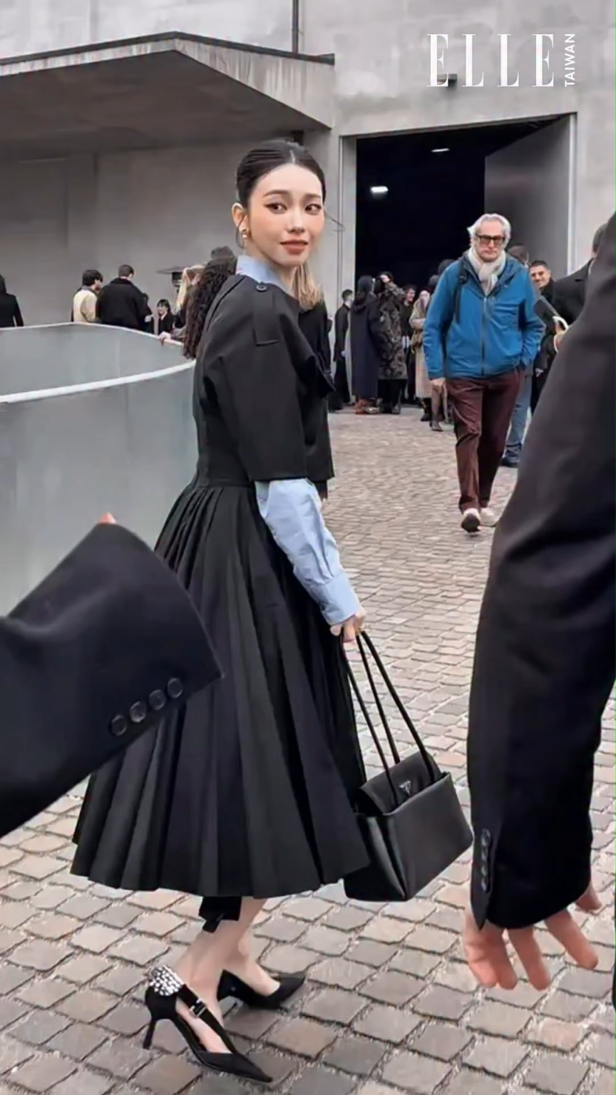 260118 - تحديث ELLE التايواني على الانستقرام مع كارينا