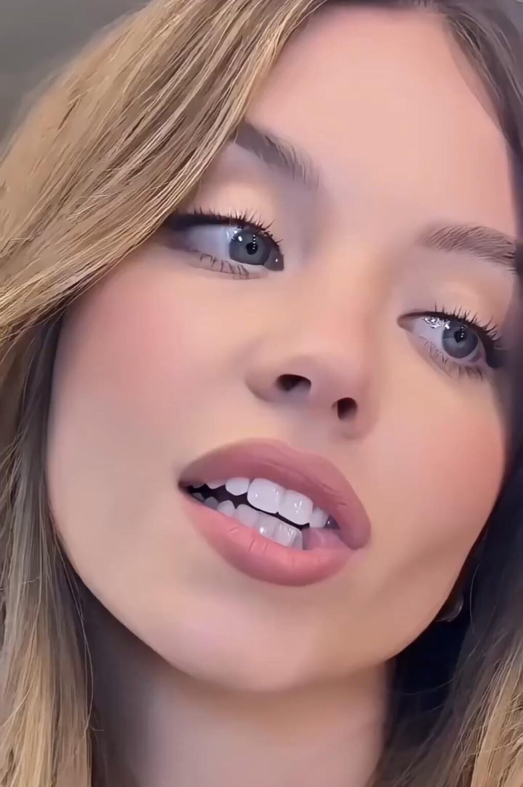 Sydney Sweeney Sydney Sweeney