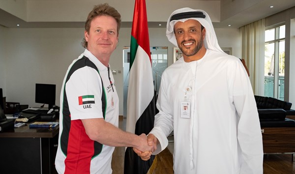 «أبوظبي للزوارق السريعة» يضم يوناس أندرسون