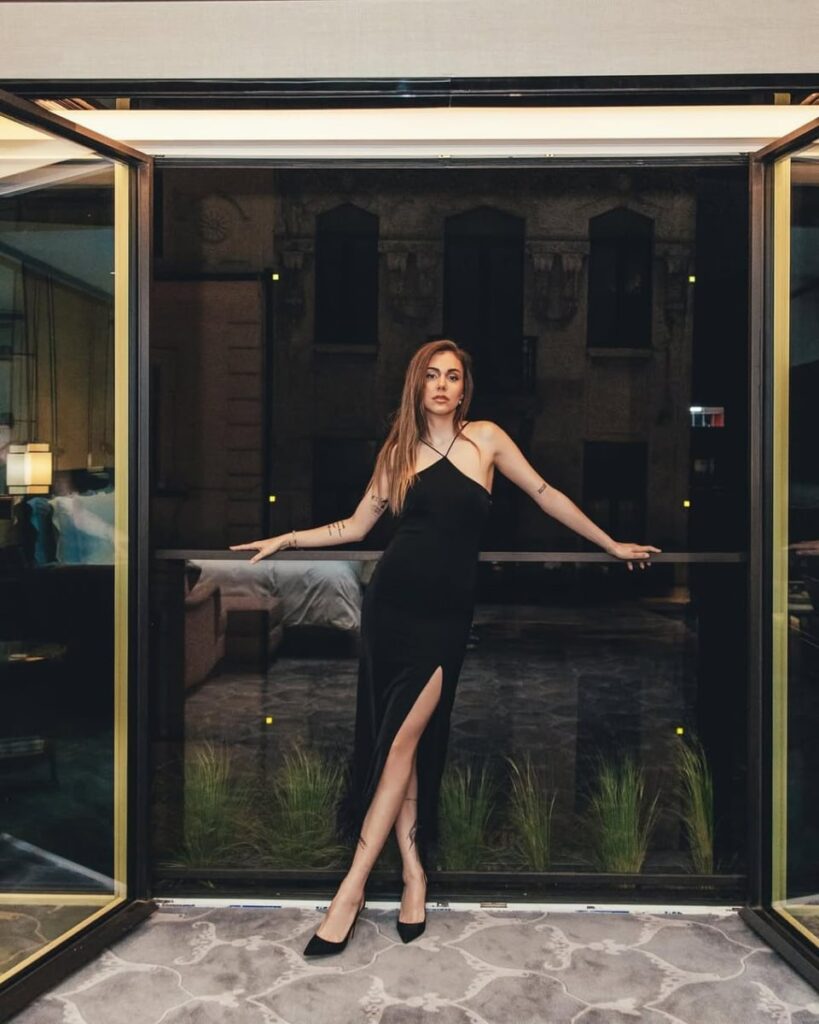 Berfu yenenler Berfu yenenler