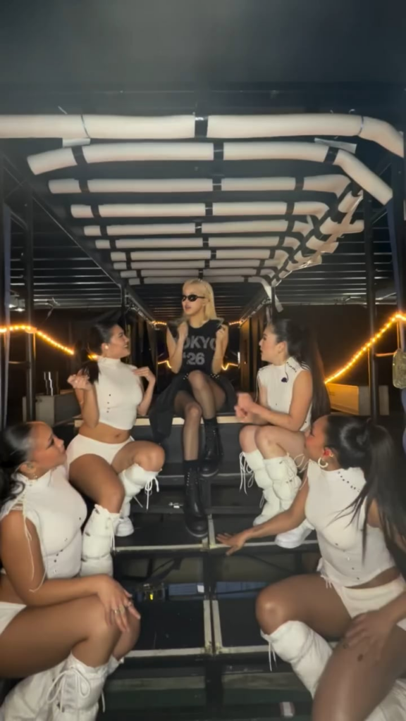 260116 تحديث روزي (مصاصة الدماء) على الانستغرام