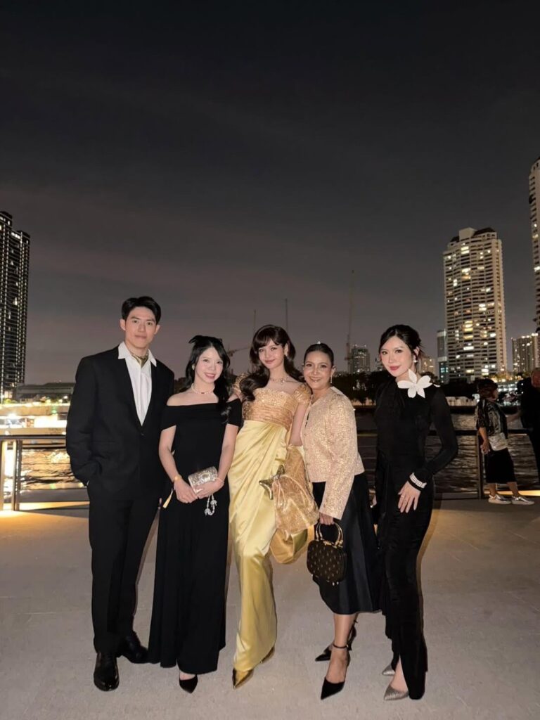 260129 تحديث gukoiiz على IG مع ليزا