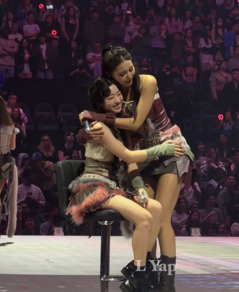 تزويو تعانق داهيون!