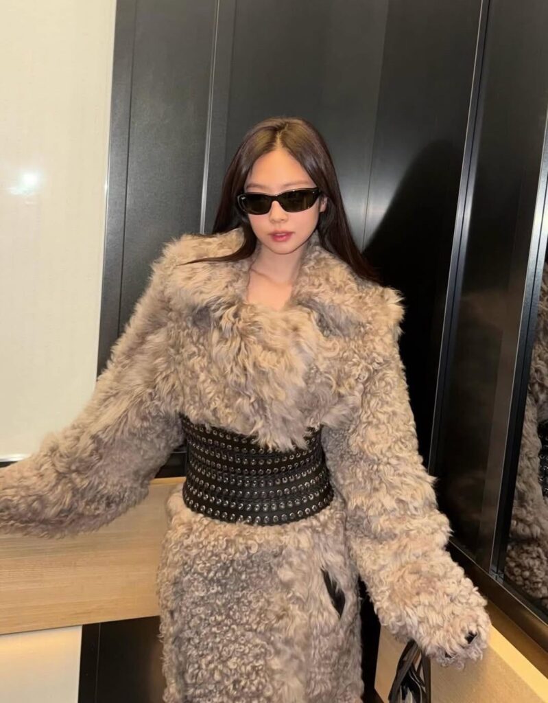 260121 تحديث sam__woolf على الانستقرام مع جيني