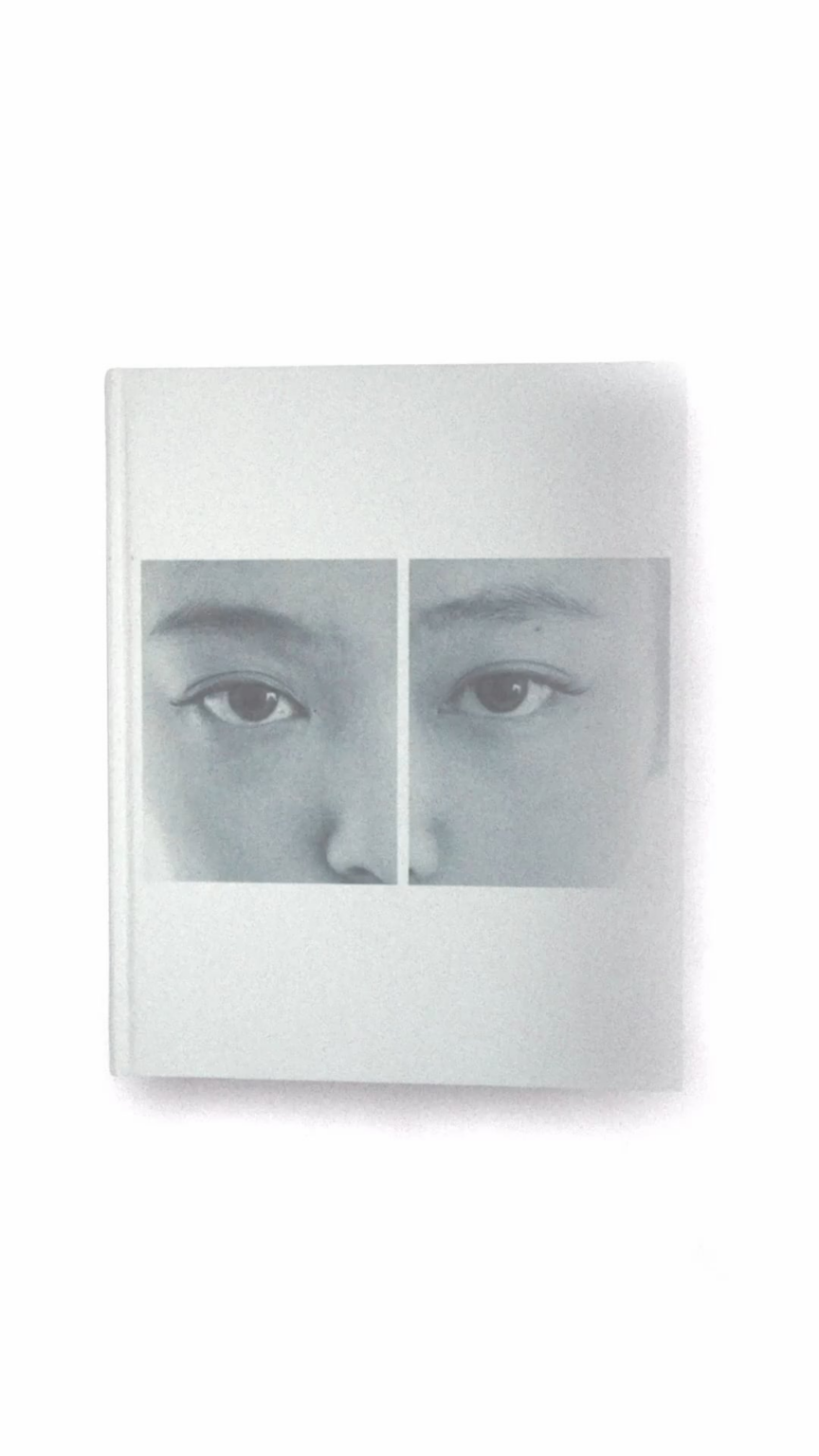 260115 معرض جيني للصور  D-1  كشف النقاب عن معاينة كتاب الصور