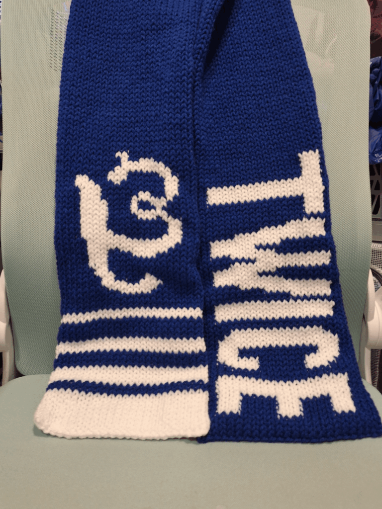 الأوشحة مرتين