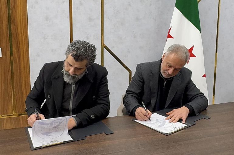 (محمد حمشو) رجل الأعمال السوري من حسابه على فيسبوك