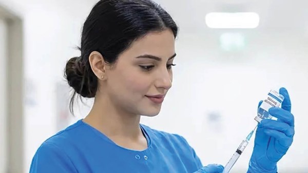 "أبوظبي للصحة العامة" يحقق تقدماً كبيراً ضمن الحملة السنوية للتطعيم ضد الإنفلونزا الموسمية