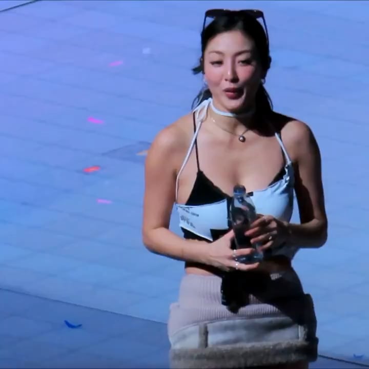 260123 جيهيو - رمي الماء حول لوس أنجلوس إنكور