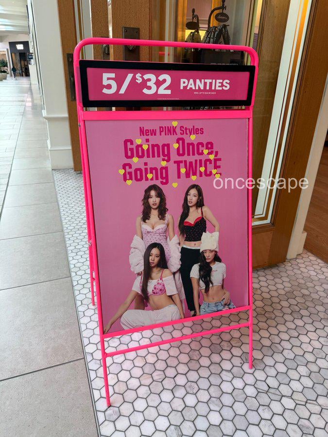 260110 تحديث تويتر ONCEscape - تم رصده في Victoria's Secret PINK!