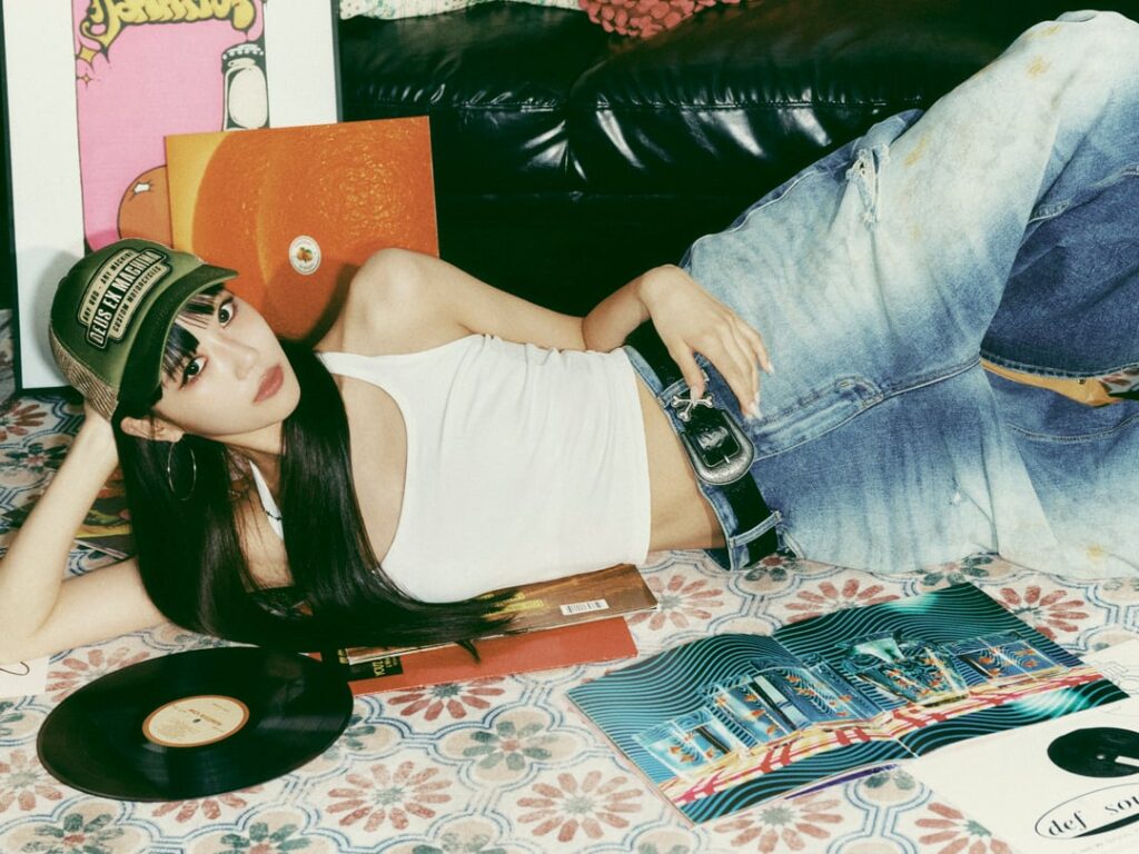 Lovelyz Lee Mijoo - فنان جديد من AOMG (صور الملف الشخصي)