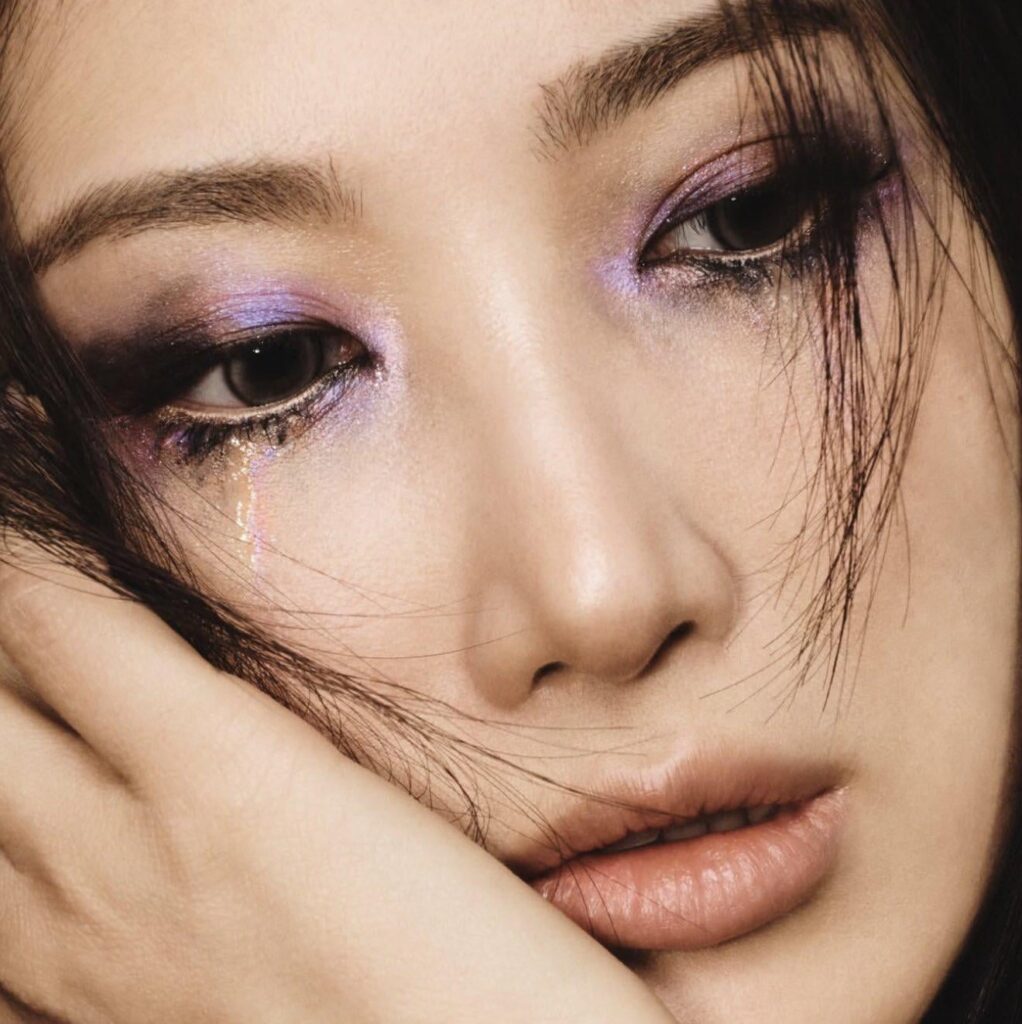 EJAE - الأغنية المنفردة الثانية: مرة بعد مرة (صورة الغلاف عبر الإنترنت)