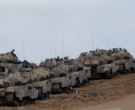الأنباء الكويتية: حشود إسرائيلية عسكرية مكثفة وضخمة على الحدود