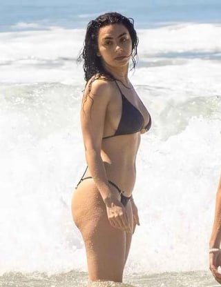 Can't stop thinking about Charli and Emma, literally unreal both