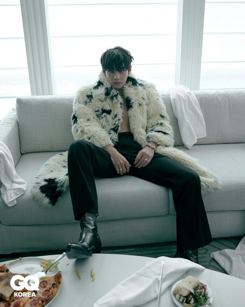 BTS V - GQ Korea x Cartier (إصدار فبراير 2026 مصور)