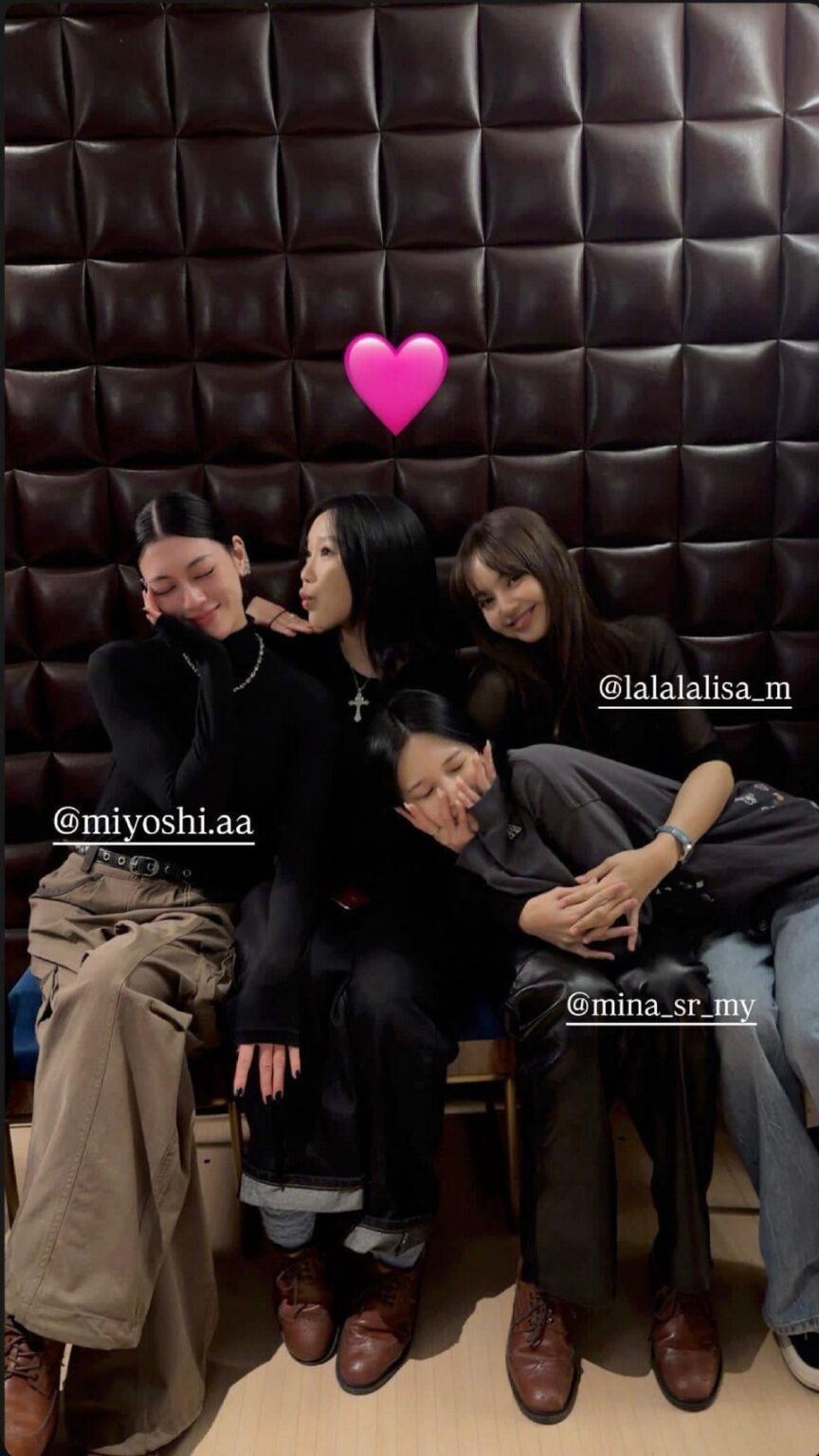 260101 تحديث الانستقرام - مينا وليزا (بلاك بينك) وأياكا ميوشي (أليس في بوردرلاند) احتفلوا معًا بالعام الجديد.