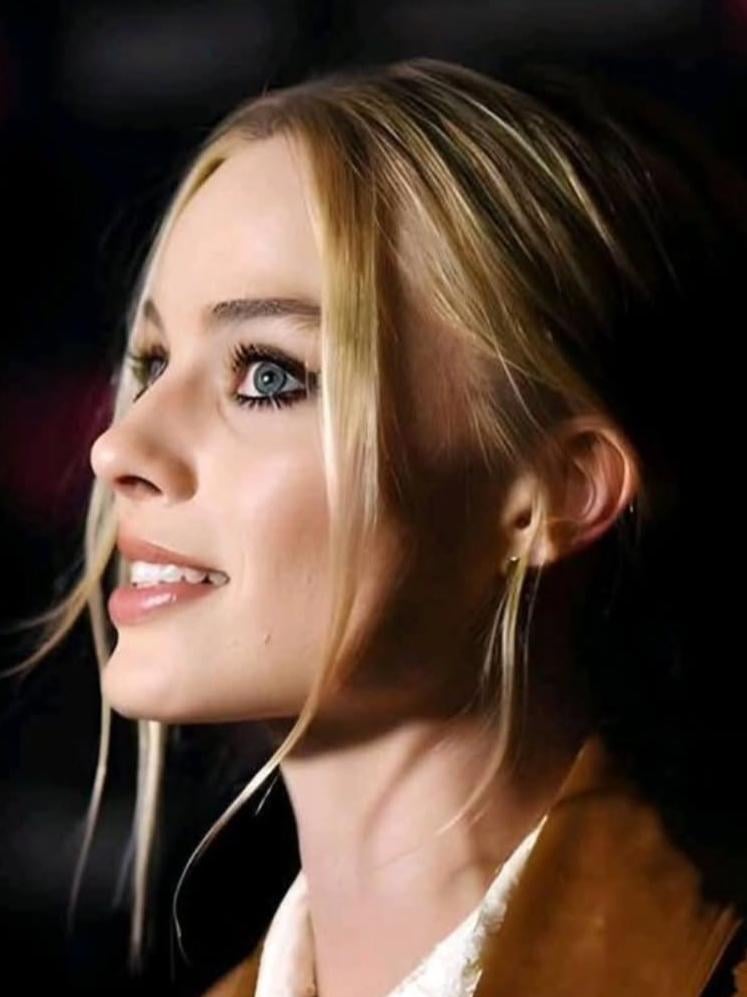 Margot Robbie