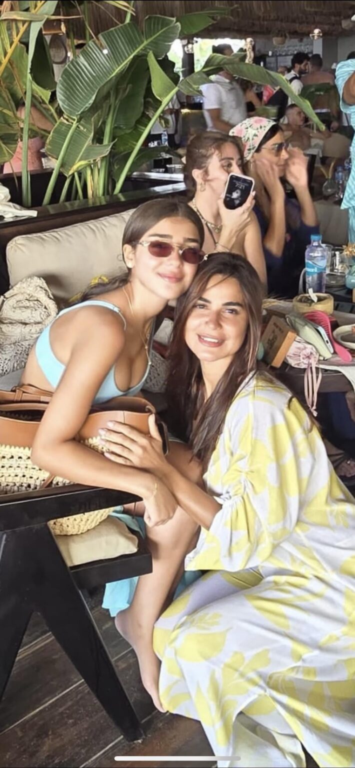 Tuana in a bikini👙