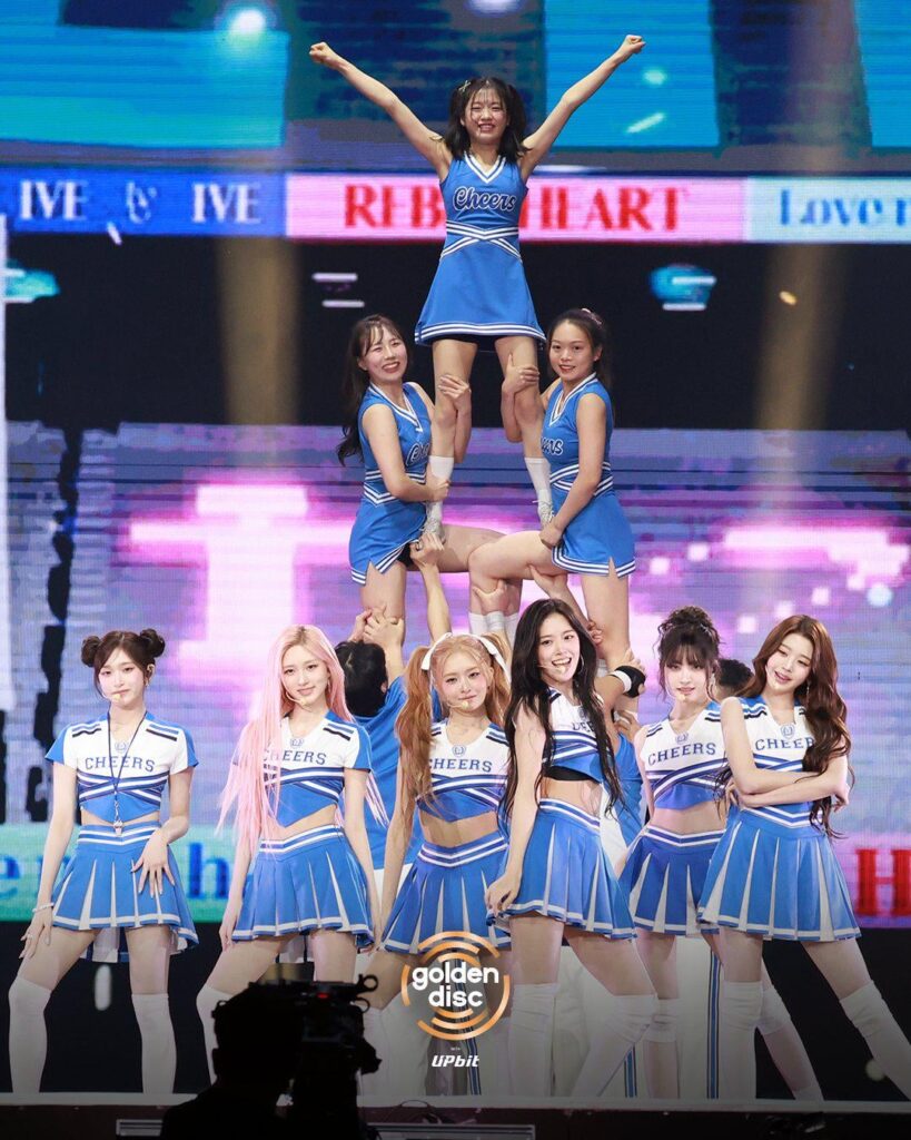 260115 تحديث تويتر لجوائز القرص الذهبي مع IVE - ARTIST STAGE @ جوائز القرص الذهبي الأربعون